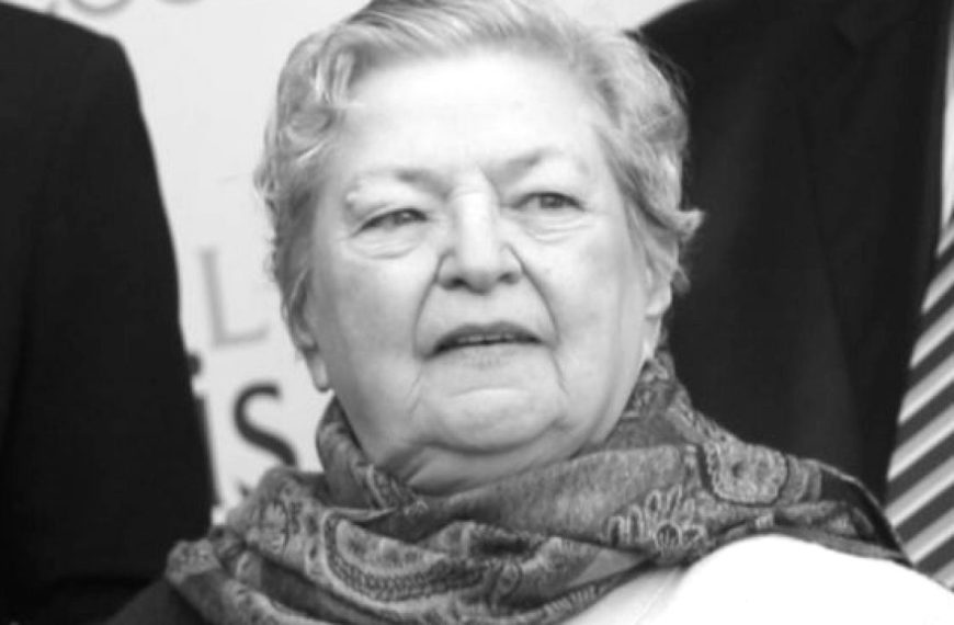 Draga Olteanu Matei (1933–2020)